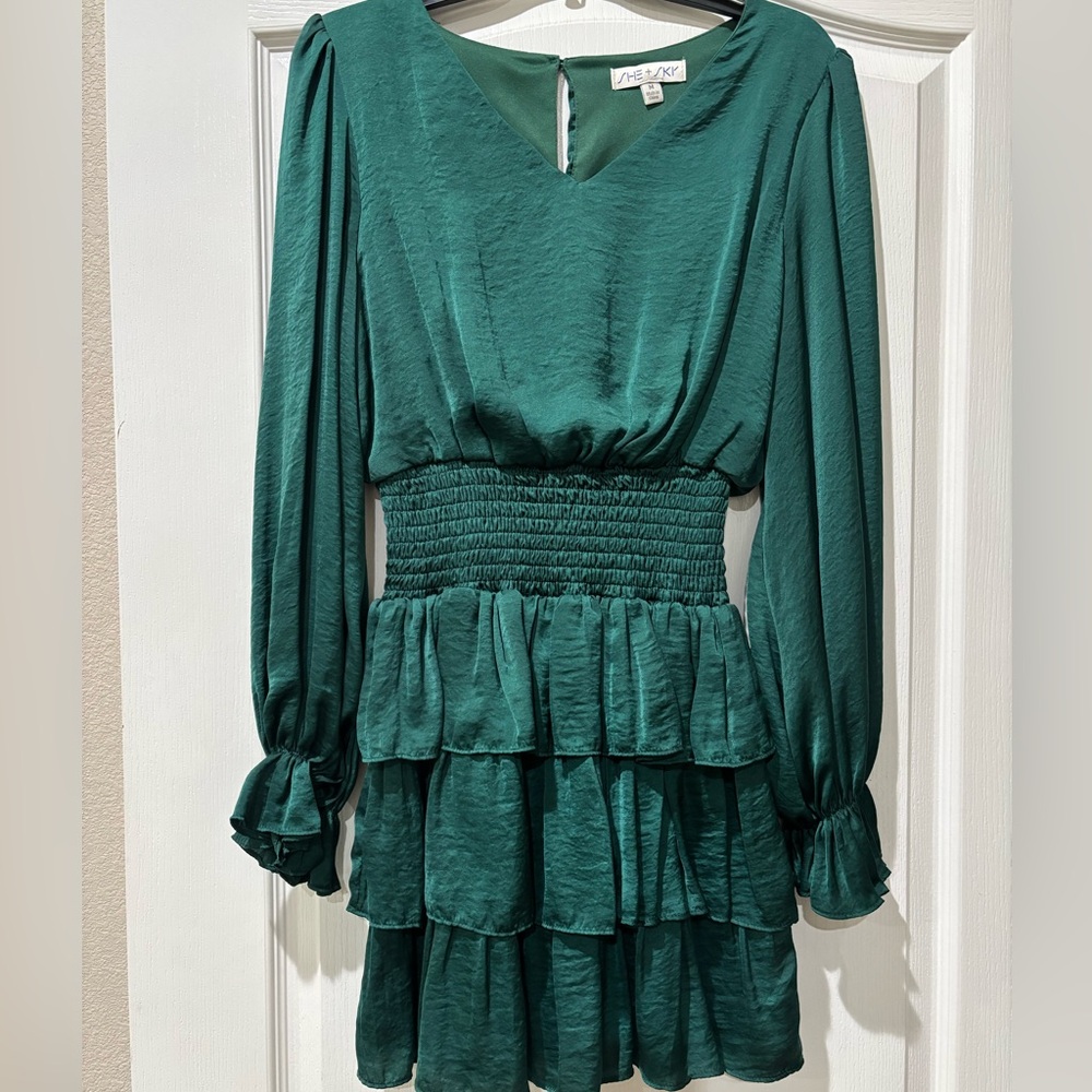 Emerald Green Dress - perfect for the holidays!